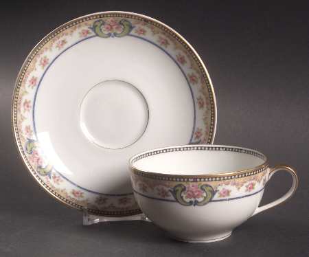 Essex (Gold Trim) Flat Cup & Saucer Set