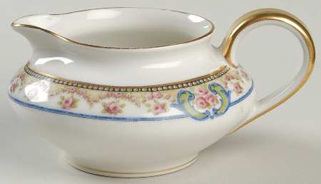 Essex (Gold Trim) Creamer