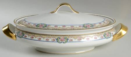 Essex (Gold Trim) Oval Covered Vegetable