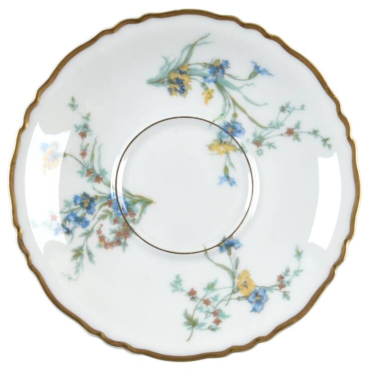 Fleurette (White, Newer) Saucer