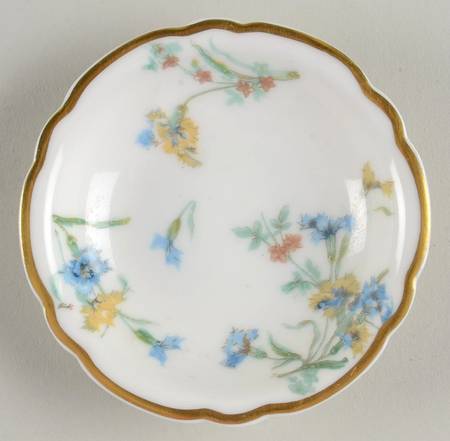 Fleurette (White, Newer) Butter Pat