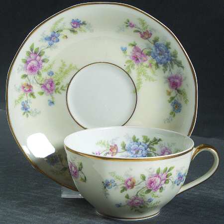 Fleurette (Cream, Older) Flat Cup & Saucer Set