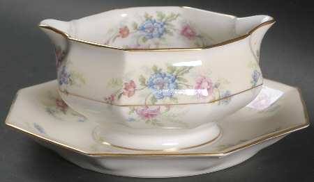 Fleurette (Cream, Older) Gravy Boat with Attached Underplate