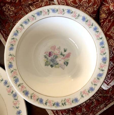 Fox Glove Rim Cereal Bowl