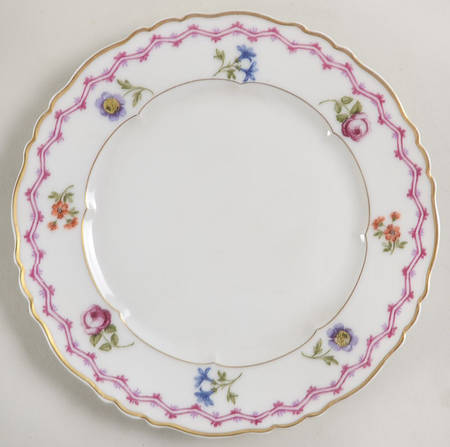 Fontainebleau (Scalloped, Purple Floral) Salad Plate