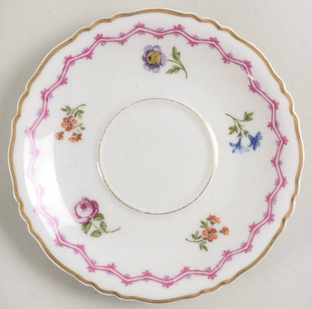 Fontainebleau (Scalloped, Purple Floral) Saucer