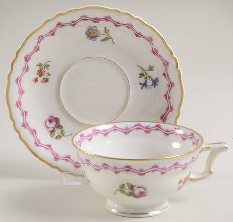 Fontainebleau (Scalloped, Purple Floral) Footed Cup & Saucer Set