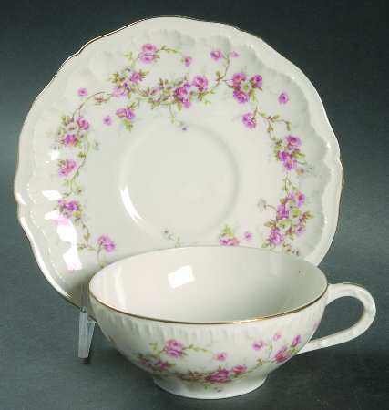 Francine Flat Cup & Saucer Set