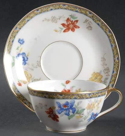 Ganga Flat Cup & Saucer Set