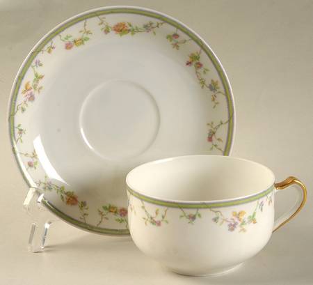 Genevieve Flat Cup & Saucer Set