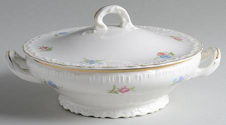 Ghent Round Covered Vegetable