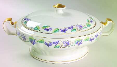 Glenbrook Round Covered Vegetable