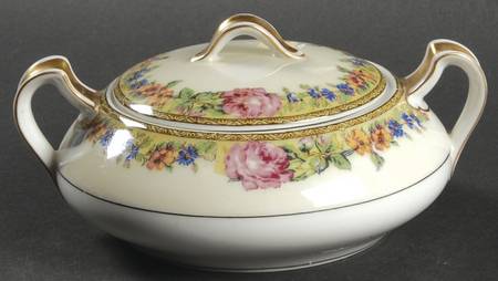Gloria (France) Sugar Bowl & Lid