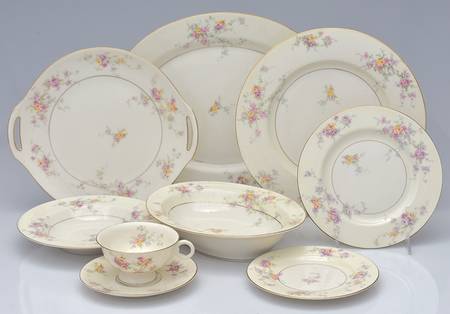 Gloria (New York) 51 Piece Estate Set