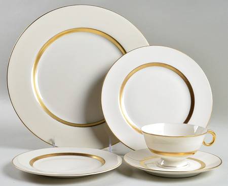 Gotham 5 Piece Place Setting