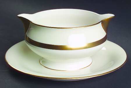 Gotham Gravy Boat with Attached Underplate