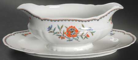 Grenada Gravy Boat with Attached Underplate