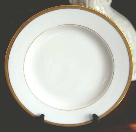 H102  Salad Plate