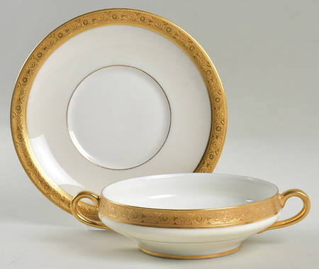 H110 Footed Cream Soup Bowl & Saucer Set