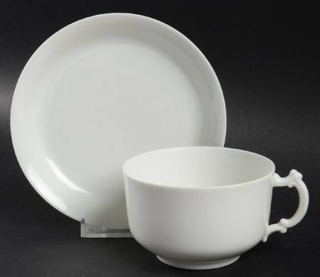H20 Flat Cup & Saucer Set