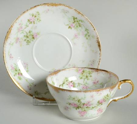 Schleiger 837-4 Flat Cup & Saucer Set