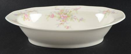 H257 9" Oval Vegetable Bowl