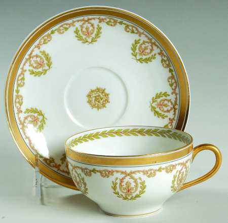 H3 Flat Cup & Saucer Set