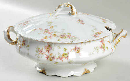 Schleiger 339-9 Tureen &  Lid