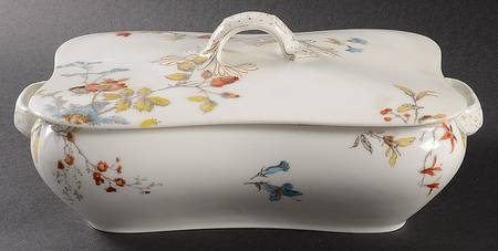 H348 Oval Covered Vegetable by Haviland