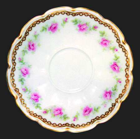 H477 Saucer