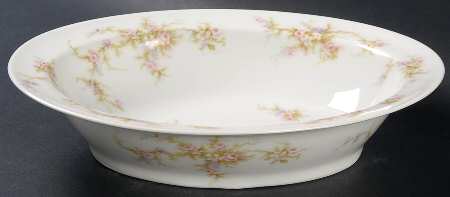 H504 9" Oval Vegetable Bowl