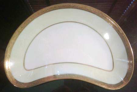 SCHLEIGER 1105-1 Bone Dish