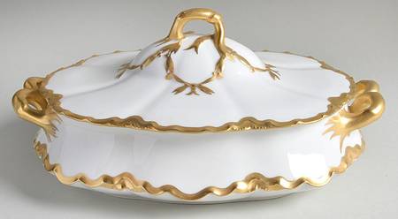 H526 Oval Covered Vegetable