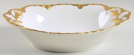 H526 10" Oval Vegetable Bowl