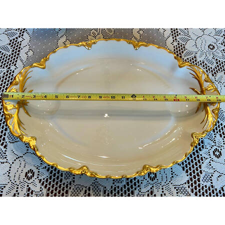 H526 20" Oval Serving Platter