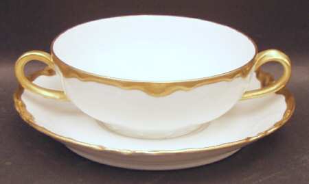 H526 Flat Cream Soup Bowl & Saucer Set