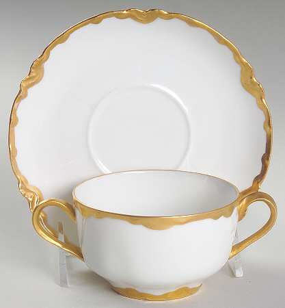 H526 Flat Bouillon Cup & Saucer