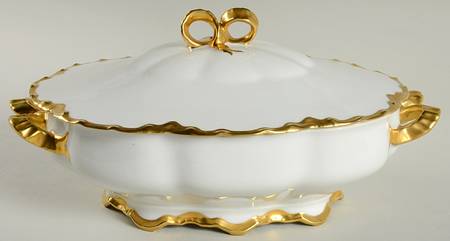 H526 Oval Covered Vegetable