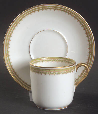 H542 Flat Demitasse Cup & Saucer Set