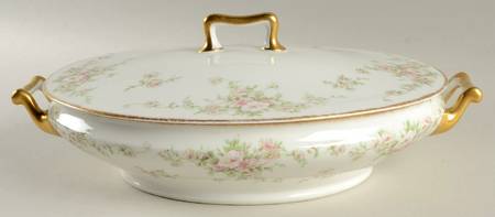 H553 Oval Covered Vegetable