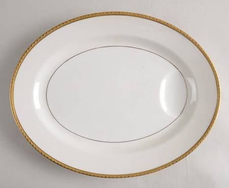 H563 13" Oval Serving Platter