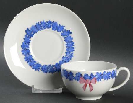 H75 Flat Cup & Saucer Set