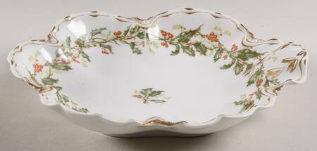 Haviland's Holly 8" Nappy