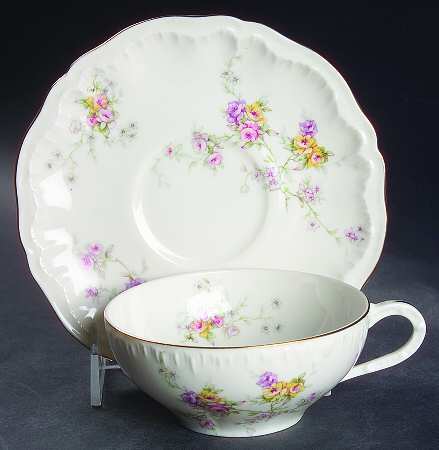 Helene Flat Cup & Saucer Set