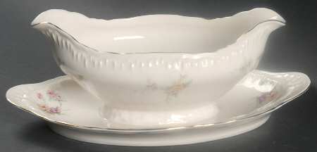 Helene Gravy Boat with Attached Underplate
