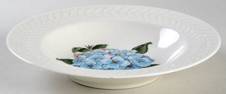 Hydrangea Rim Soup Bowl