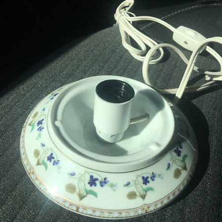 Imperatrice Eugenie Lithophane Electric Light Base