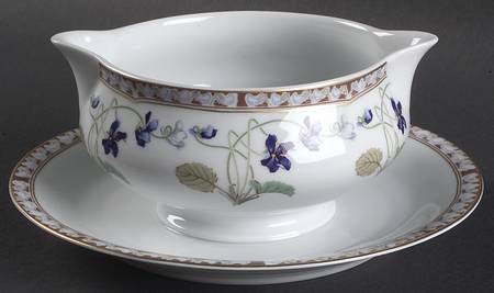 Imperatrice Eugenie Gravy Boat with Attached Underplate