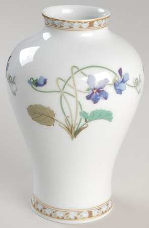 Imperatrice Eugenie 6" Vase