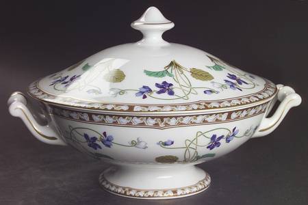 Imperatrice Eugenie Round Covered Vegetable